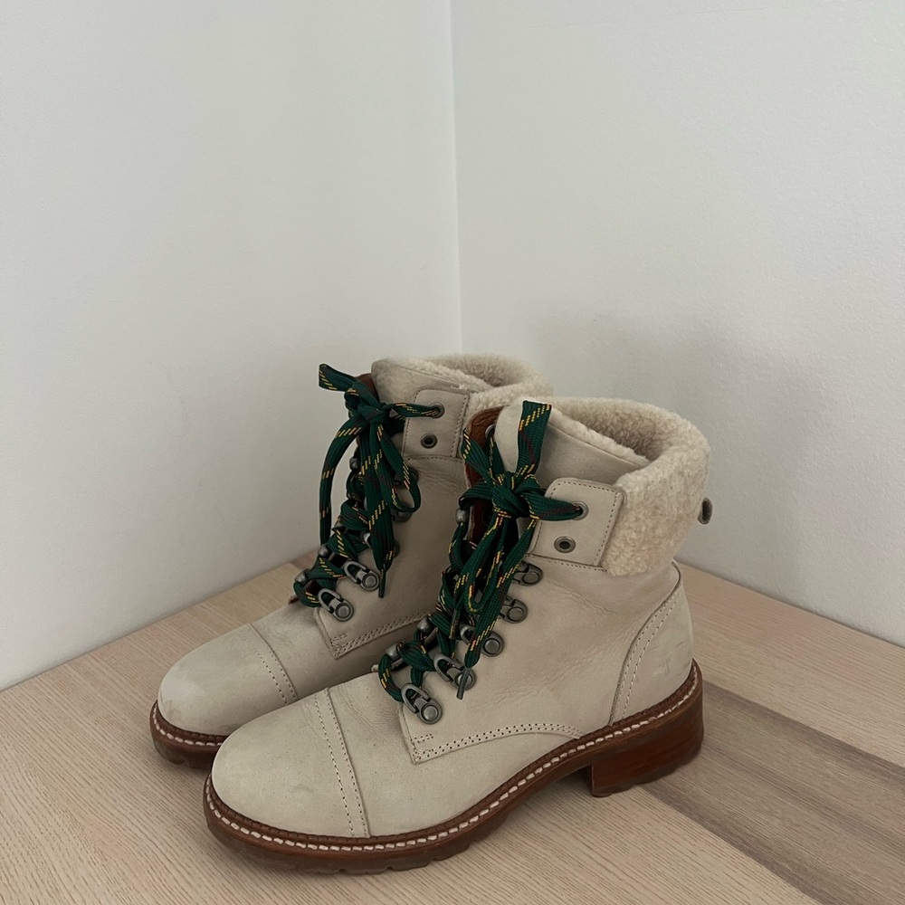 FRYE Samantha Hiker Boot size 6.5 - Good Condition
